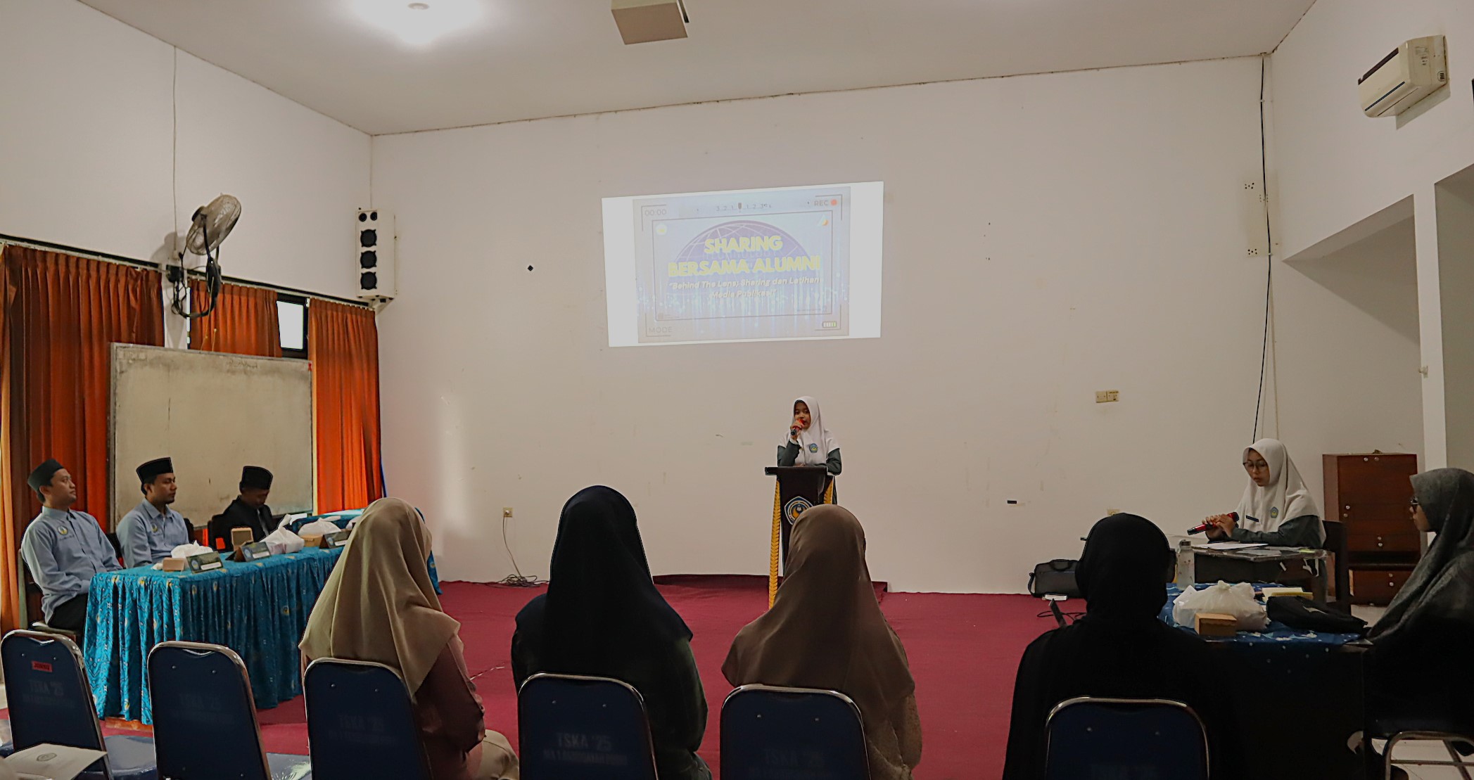 Sharing Media Publikasi dan Latihan Bersama Alumni IP