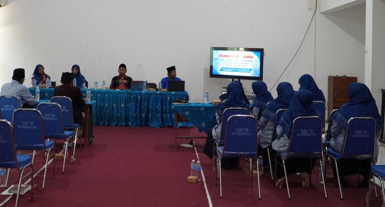 Pengawas Madrasah Bina Guru MA 1 Annuqayah Putri tentang ...