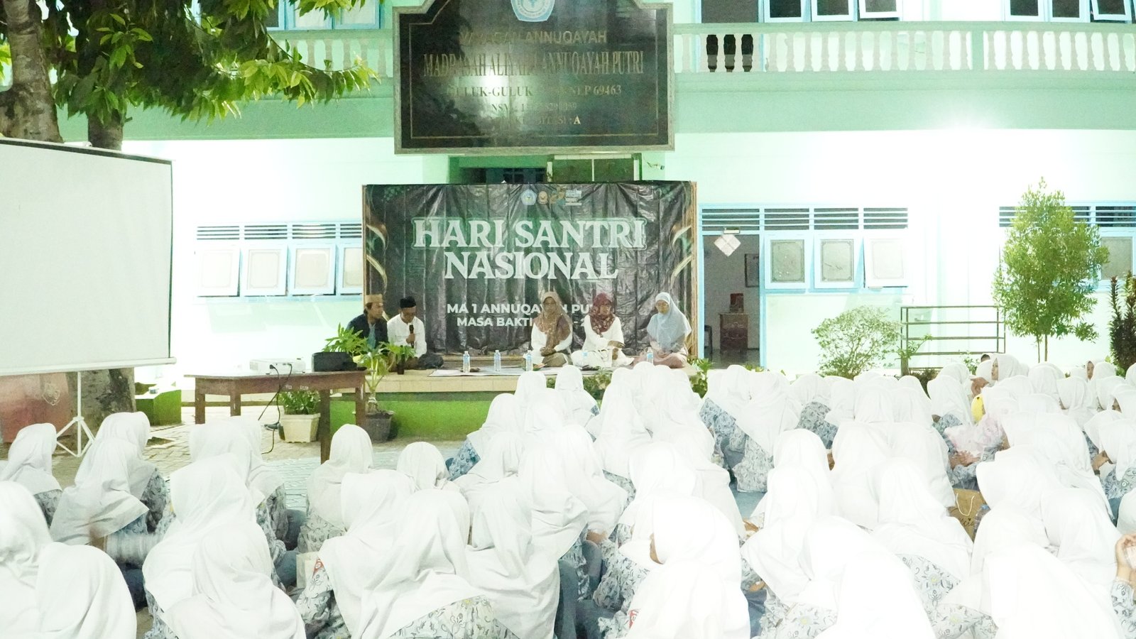 Sambut Hari Santri Nasional, Madrasah Gelar Istigasah dan...